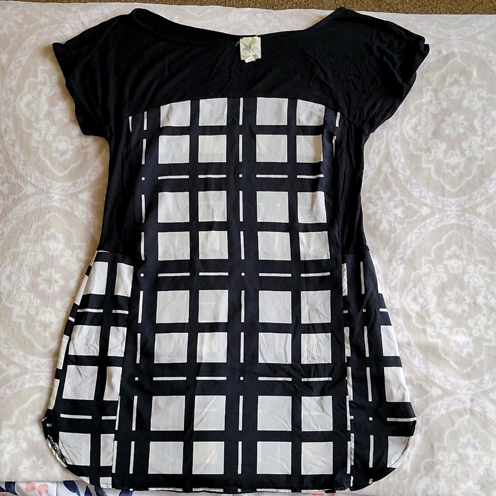 Weston Wear Top. M.